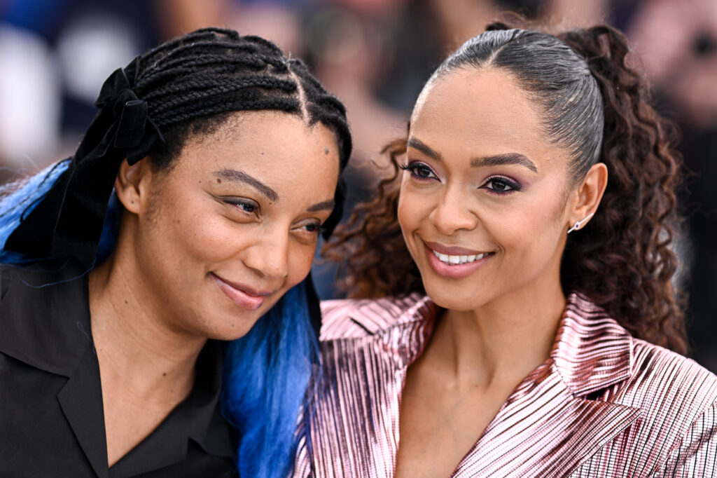 عکس فیلم On Becoming a Guinea Fowl (2025)