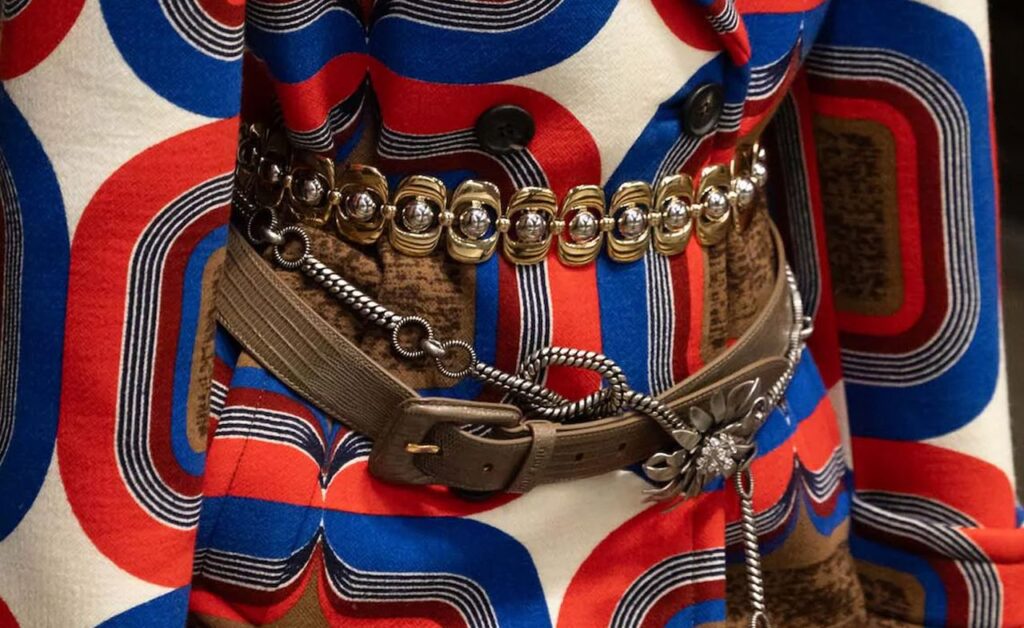 عکس از کمربندها